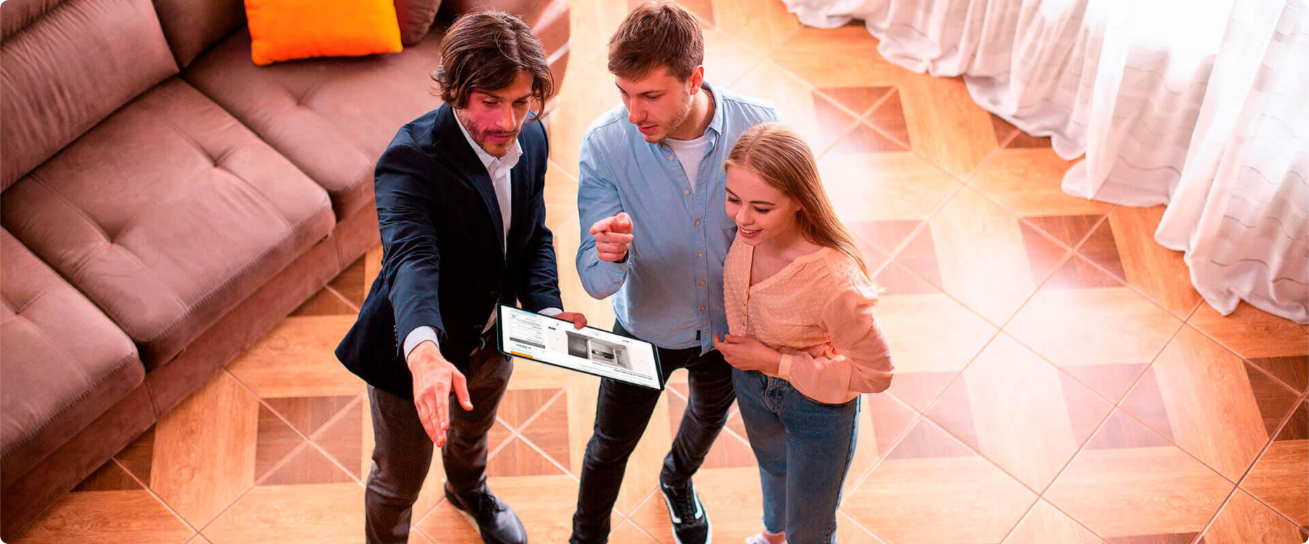 Reunión inmobiliaria - En Arriendo