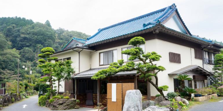 En Japón están regalando casas. ¿Por qué?